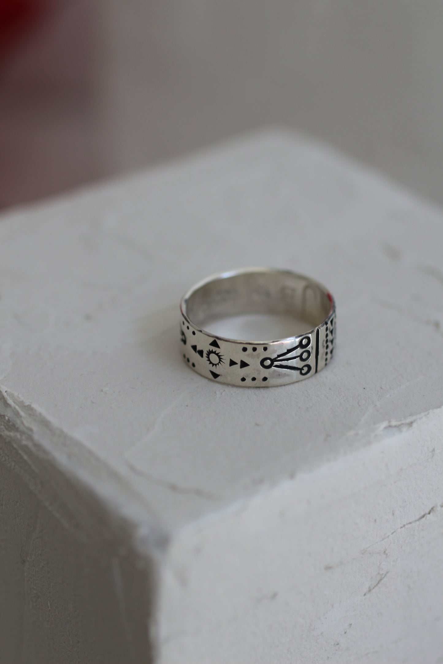Group Workshop: silver ring with textures and stamps