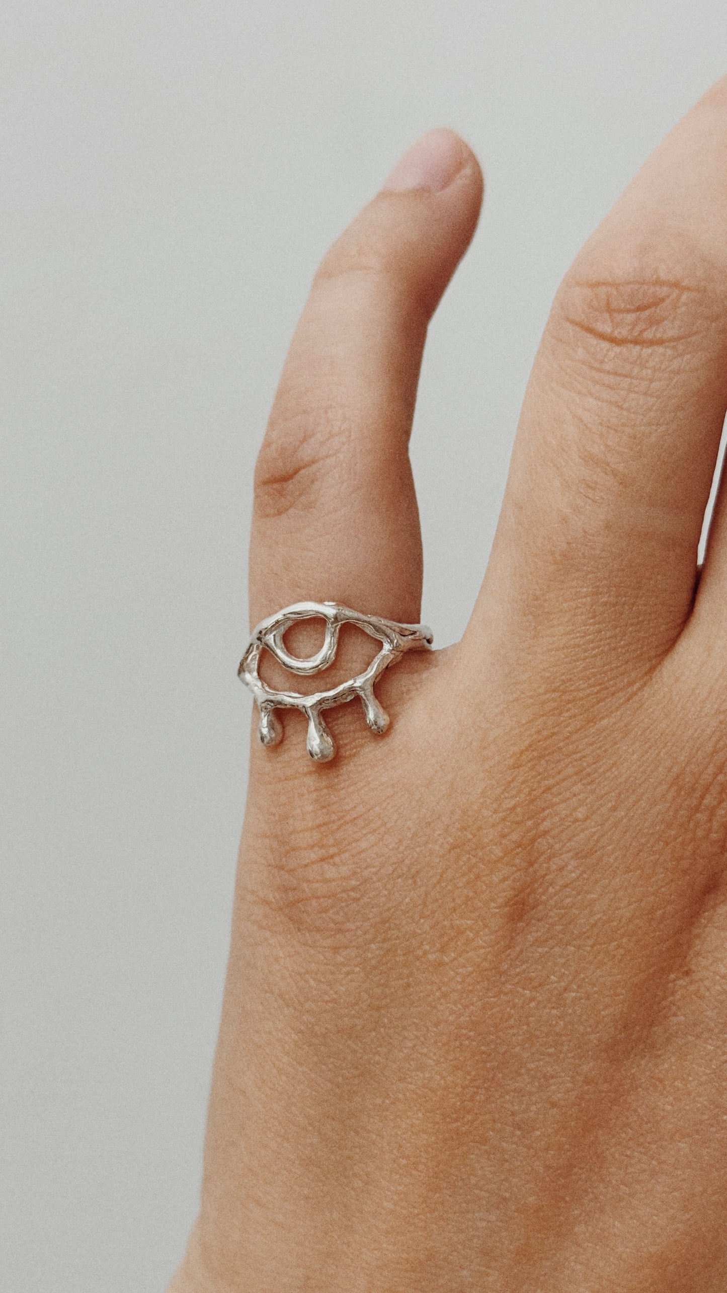 Crying eye ring