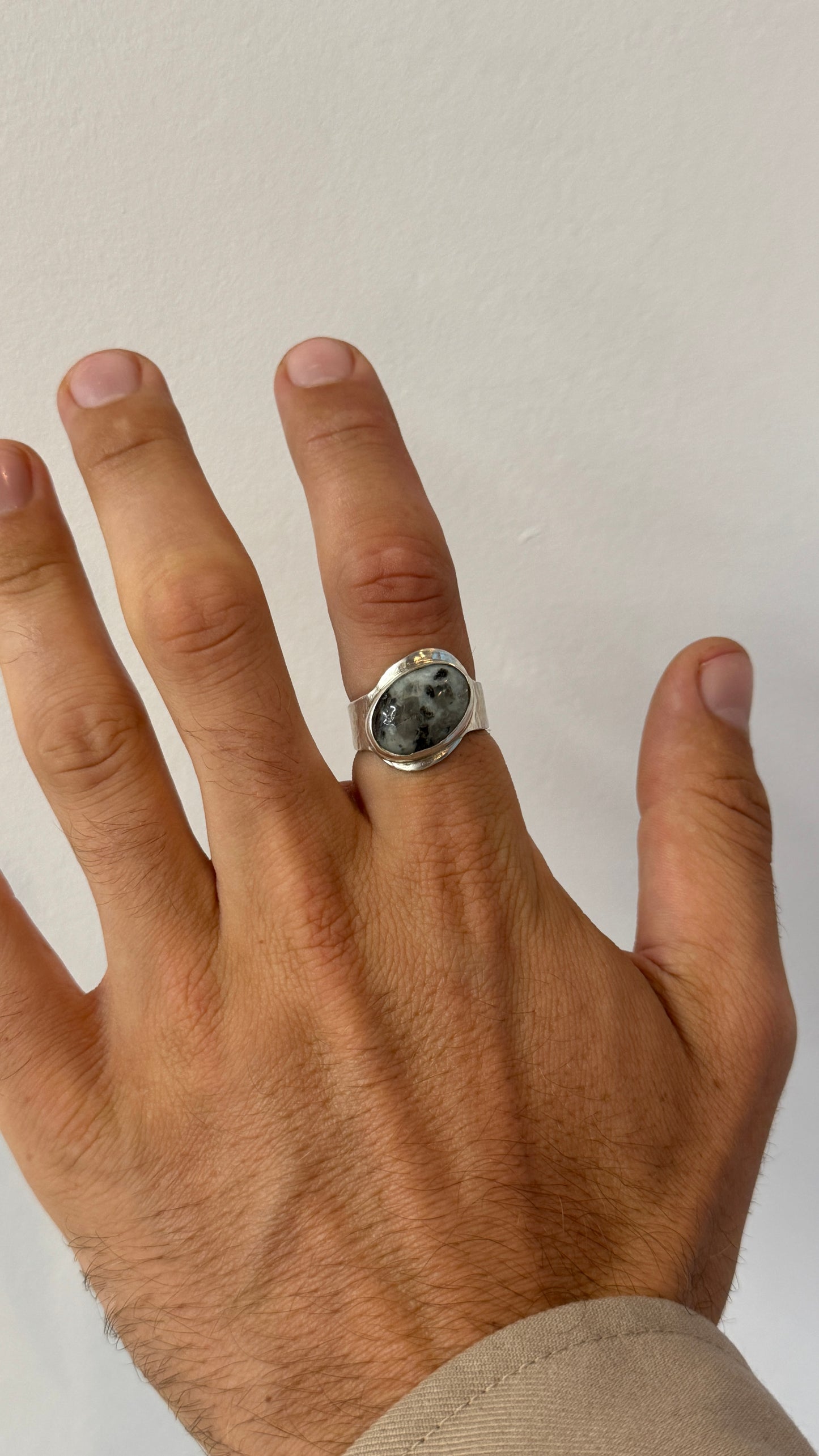 Individual workshop: Ring with a stone